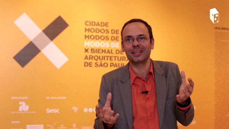 [2013] ArchDaily Entrevistas | Guilherme Wisnik