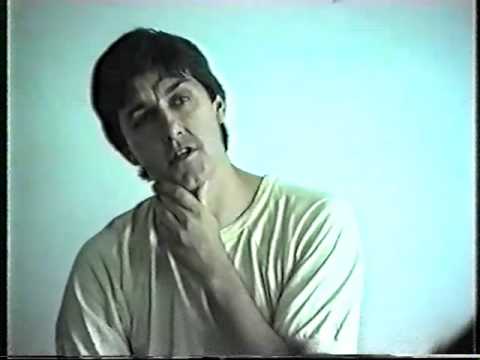 ELLIOT, L ; HATTON, B  Economy of London Lloyds Building