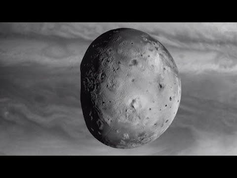 Marie Kølbæk Iversen interview: We Extend Each Other