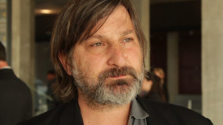 Smiljan Radic sobre Teatro Regional del Bio Bio: “Esconder siempre es mostrar algo de otra manera”