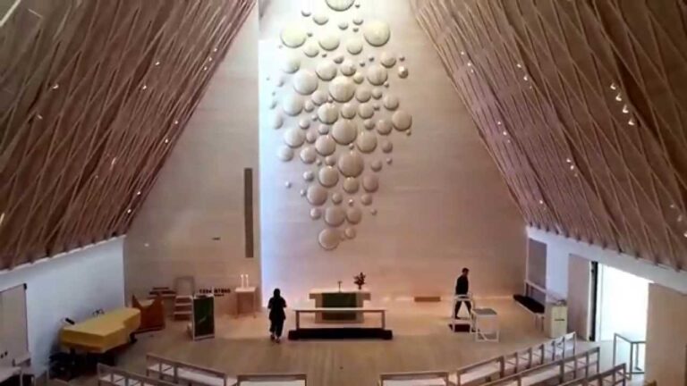 The Kuokkala Church in Jyväskylä by OOPEAA