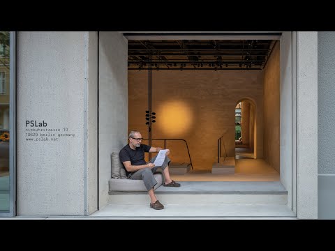 PSLab’s monochromatic Berlin showroom is a “sacred place for light”